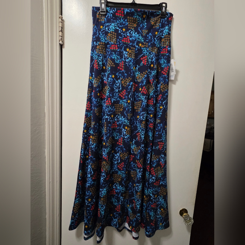 NWT Floral Blue Maxi Skirt. Medium